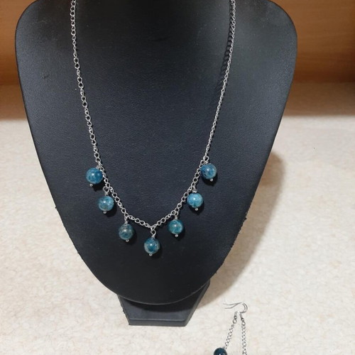 Necklace and earrings set with apatite in steel, 50 cm length, new