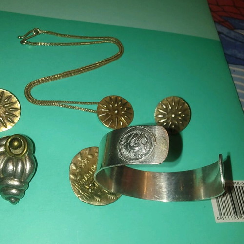 Zolotas jewelry like new, anniversary set with necklace, earrings and bracelet