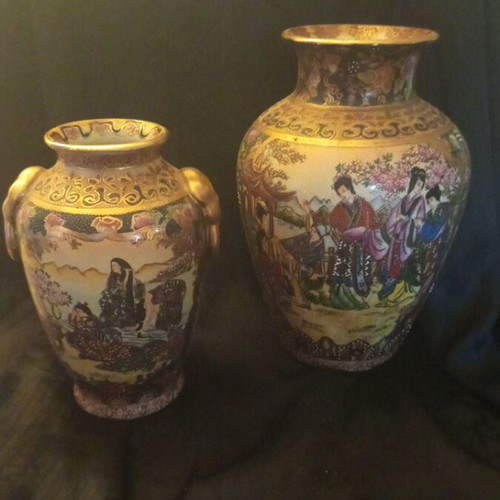 Vintage Satsuma Style Porcelain Vases Set of 2, like new