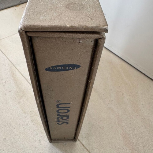 Staron Samsung suitcase with 60 samples like new