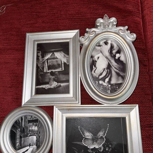 Photo frame new with 4 photo slots