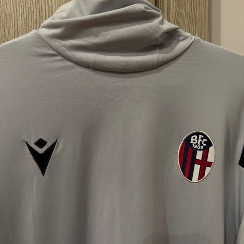 Bologna Calcio FC long sleeve training shirt like new, Macron