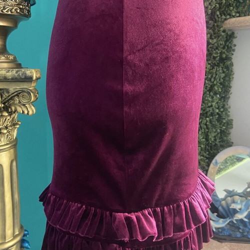 Velvet burgundy pencil skirt like new, size S