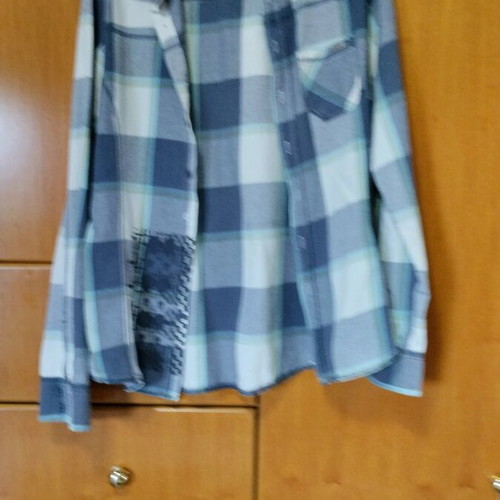 Attrattivo women's shirt L plaid like new, white and blue