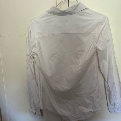 Burberry white shirt like new, classic piece