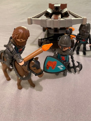 Playmobil knights and castles catapult set used, collectible