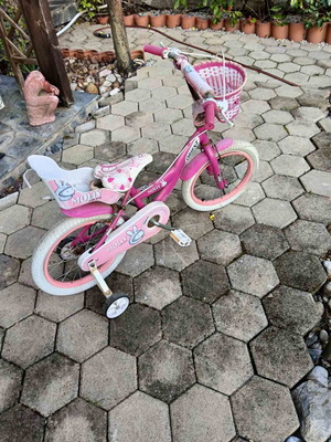 Children's bicycle for girl used