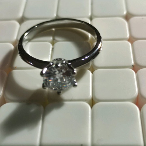 Women's ring new, two-carat cubic zirconia, silver plated