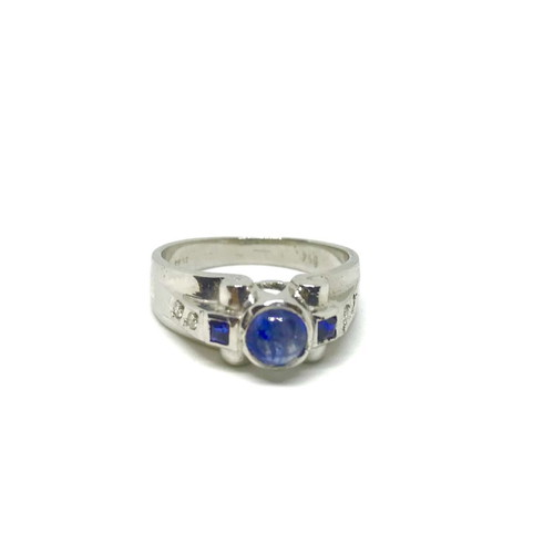 18k ring with sapphires and brilliants new