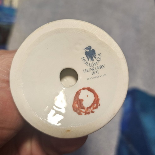 Hollohaza porcelain erodios like new