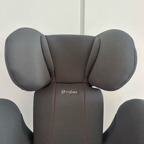 Cybex Solution G i-Fix Foldable Child Car Seat like new