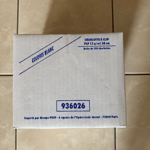 Disposable white caps, box of 200 pieces