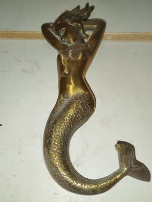 Decorative figurine used