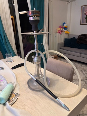 Union Hookah like new with clay bowl and electric charcoal heater