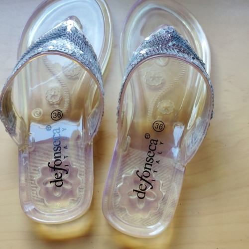 De Fonseca silicone slippers size 36 like new, gray