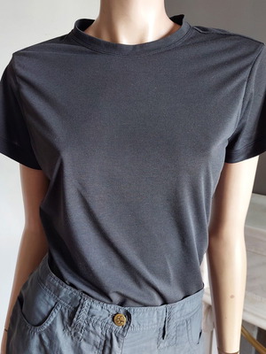 Columbia GRT women's charcoal athletic t-shirt large like new