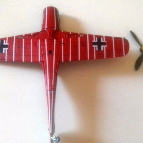 Focke Wulf Fw 190D-9 airplane used collectible model with missing parts