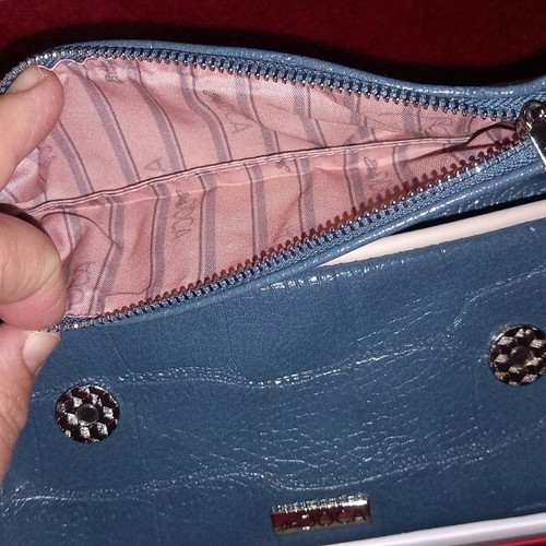 Doca Wallet New Blue With Multiple Compartments
