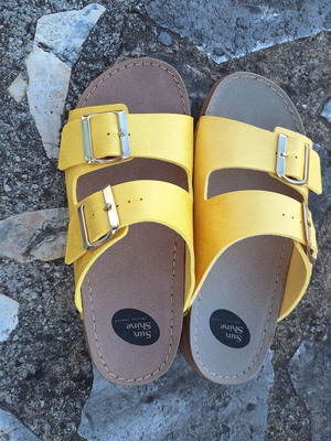 Sunshine Women's Anatomical Sandals No 25106 Yellow with Small Defect Size 37