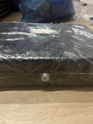 Safe new, unused