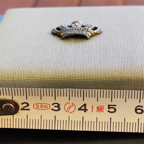 Royal medal box like new, rare collectible