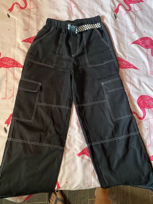 Black long pants like new, modern and wide