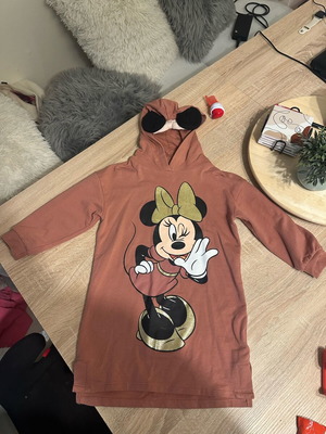Disney Minnie Mouse kids hoodie dress size 110 like new
