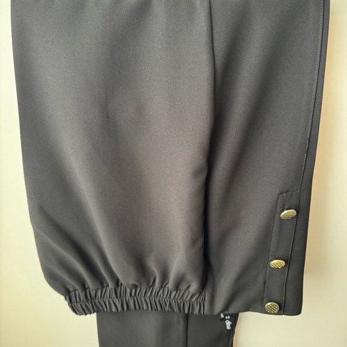 Dina pants size 2 like new