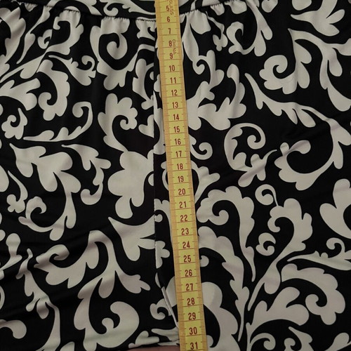 Summer palazzo pants like new, black and white, size M