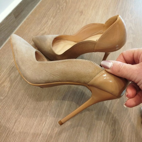 Suede and patent leather pumps like new, beige, size 40