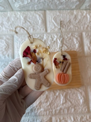 Scented wax melts with melomakarono aroma 2 pieces new