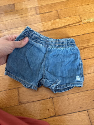 Benetton shorts 68cm like new