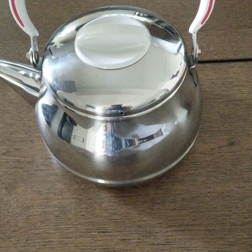 Fissler Carina kettle like new