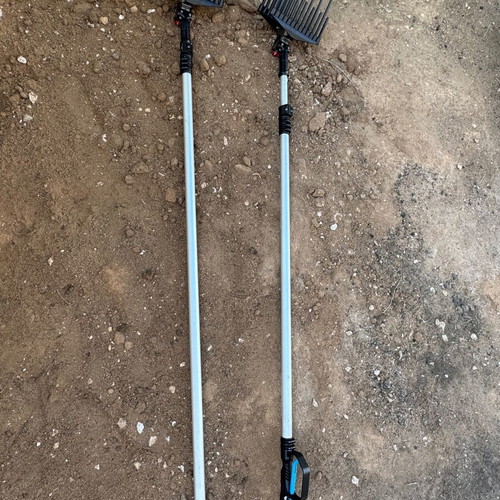 Lisam olive harvesting rakes used with folding poles