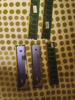 DDR2 RAM used, 2GB and 1GB modules