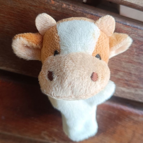 Plush Finger Puppet Cow like new