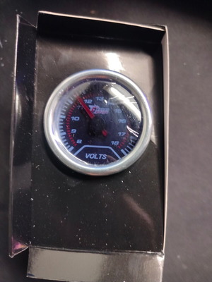 Car voltmeter new