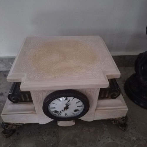 Vintage table clock like new, unique Spanish