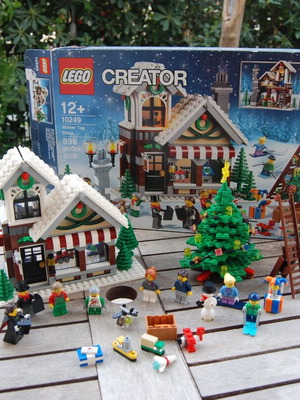Lego 10249 Winter Toy Shop like new