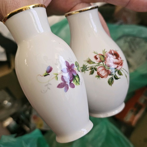 Set of two mini Hollohaza vases used