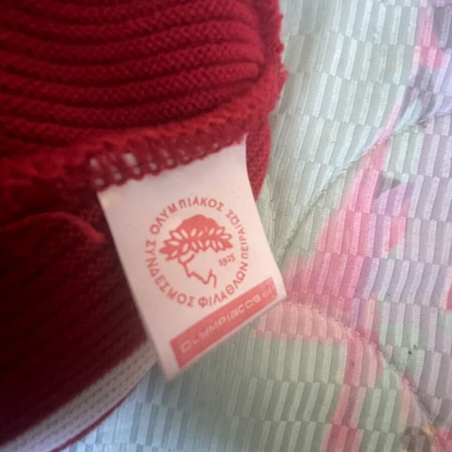 Olympiacos hat like new, white and red