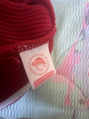 Olympiacos hat like new, white and red
