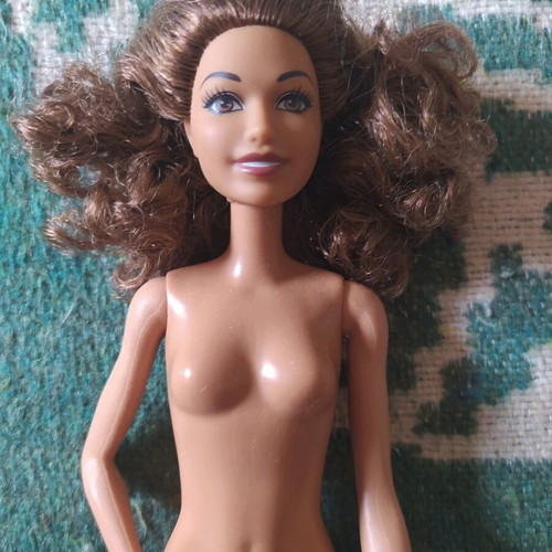 Barbie doll like new