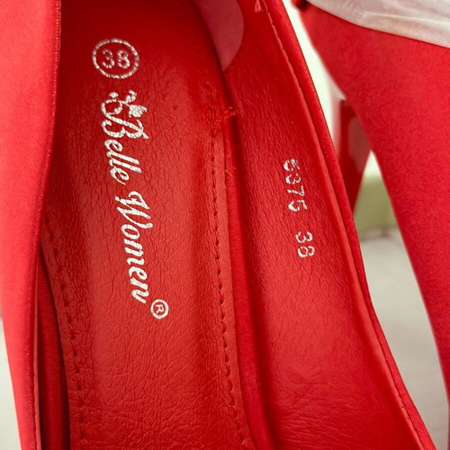 Belle Women Red Satinette Pumps with Bow Size 38 New