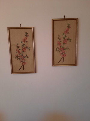 Gobelin embroidered wall clocks like new, set of two