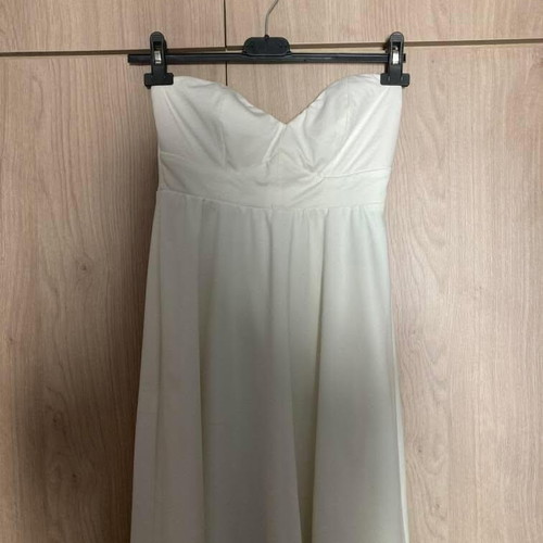 Strapless dress like new, white, alpha line, knee length