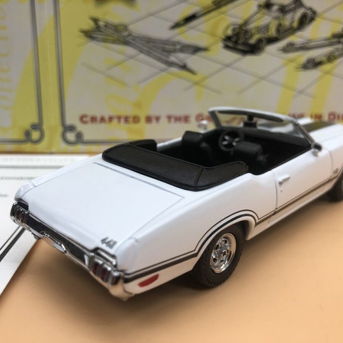 Matchbox Collectibles 1970 Oldsmobile 442 Convertible new, white