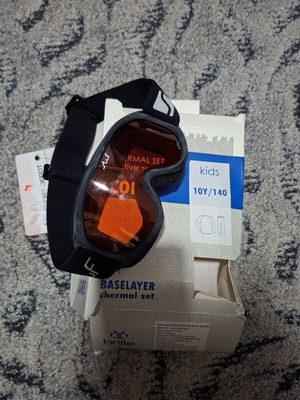 Ski goggles new with tag