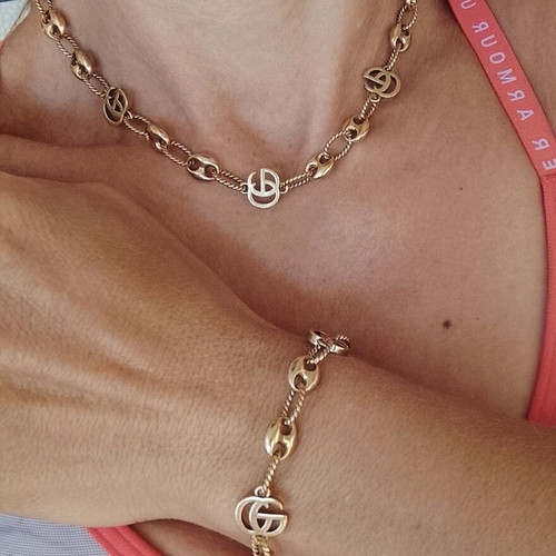 Gucci GG necklace and bracelet set gold tone new