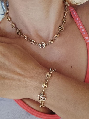 Gucci GG necklace and bracelet set gold tone new